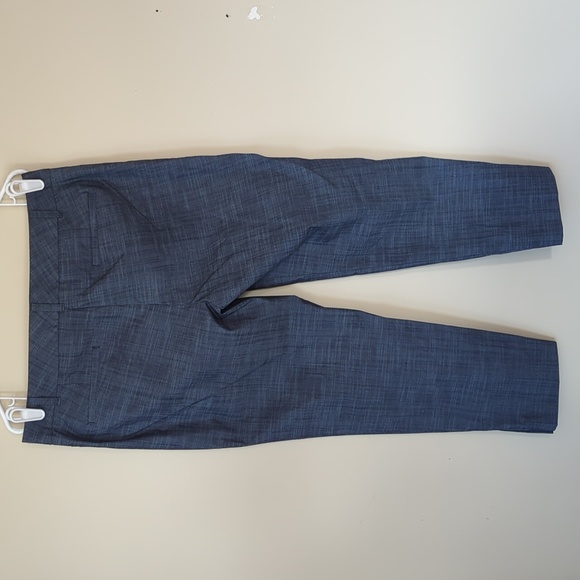 NWT Van Heusen Stretch Extensible Capri Pants 10 Short Blue Pattern - Picture 11 of 16